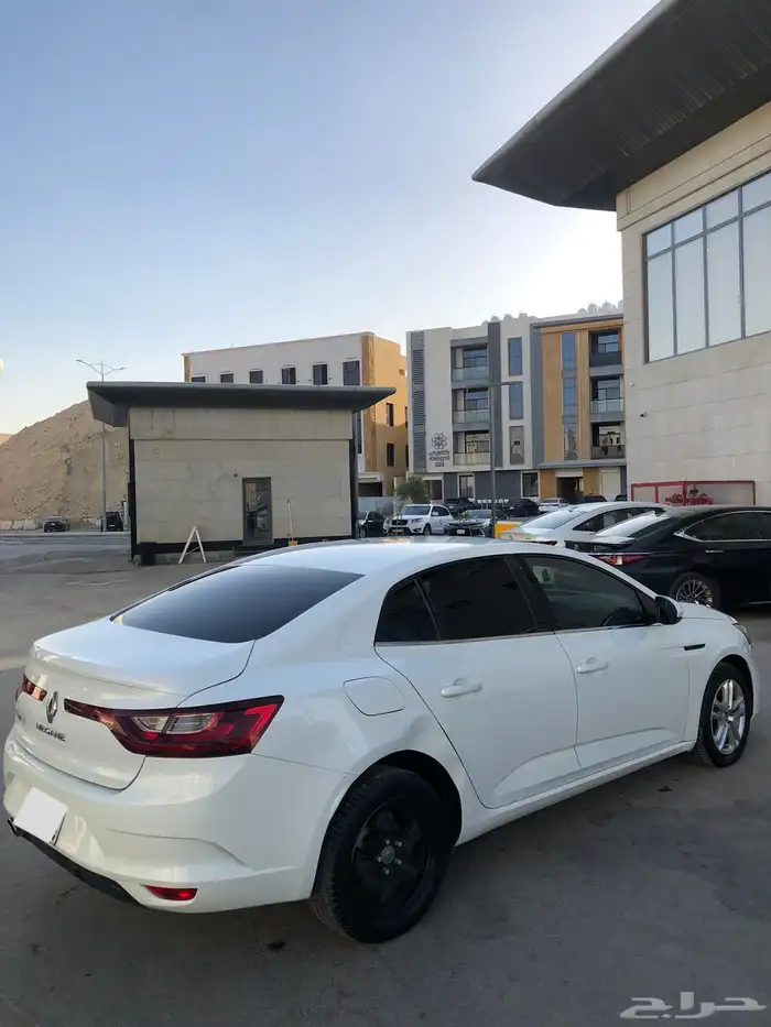 رينو ميجان 2021 ممشى نظيف للبيع 1
