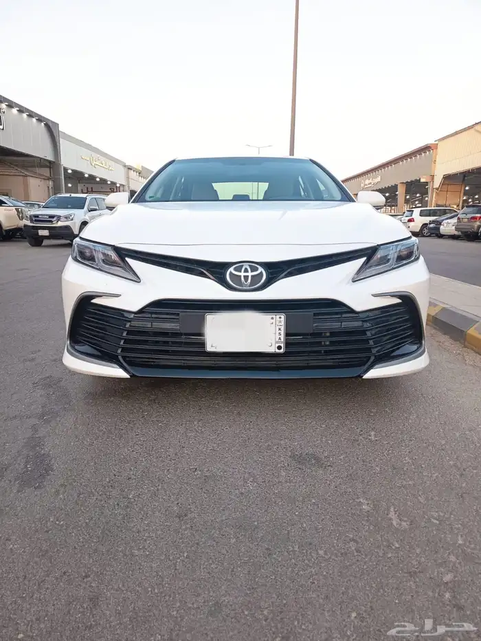 كامري 2022 ماشي 7000 فقط 2