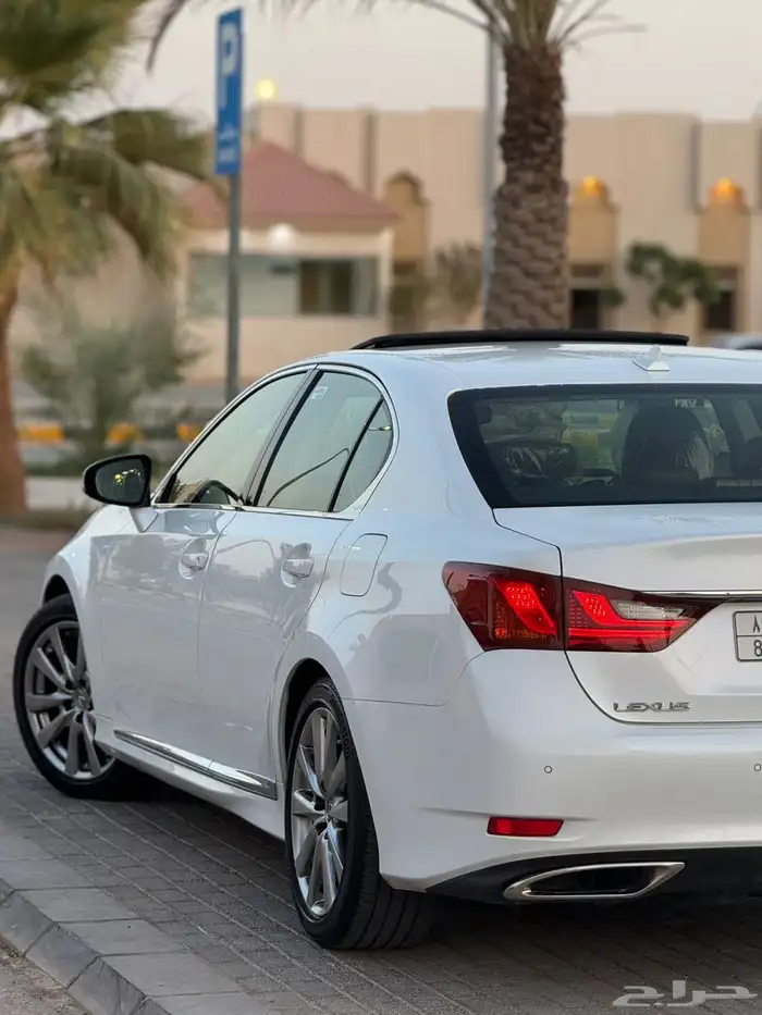 لكزس GS350 فل كامل 2014 بحالة الوكاله 22