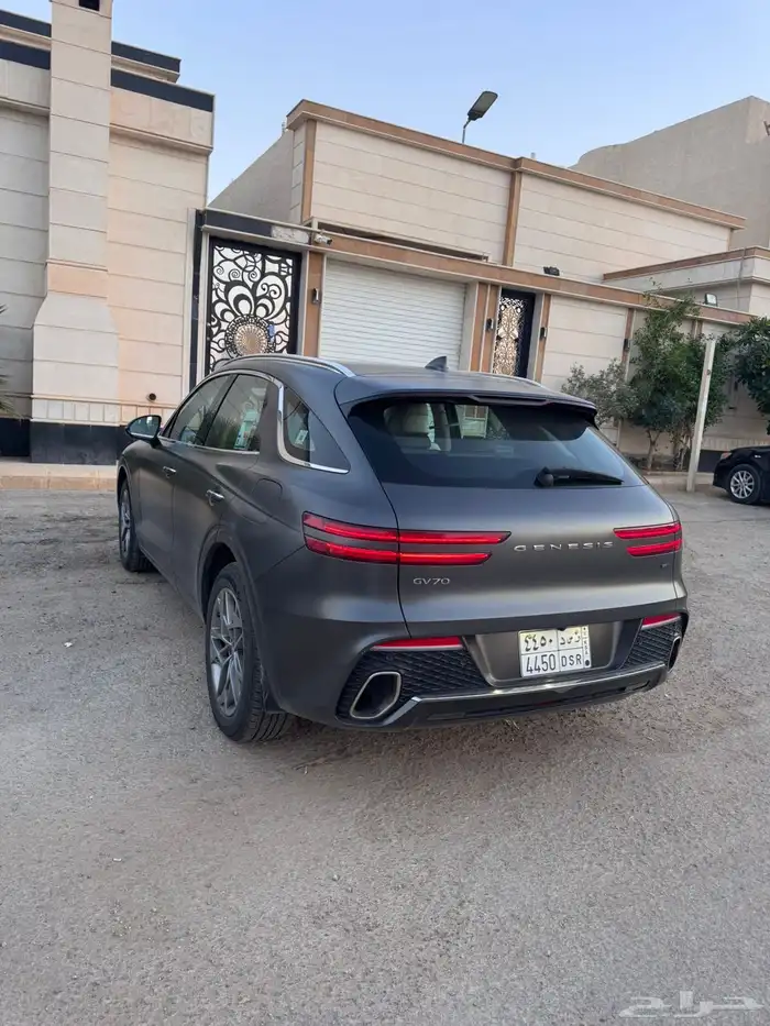 للبيع جنسس GV70 2