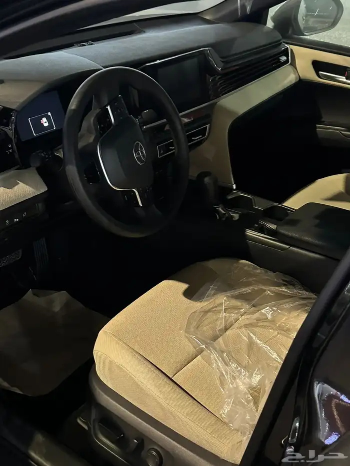 كامري E 2025 ستاندر بنزين بسعر 113.000 4
