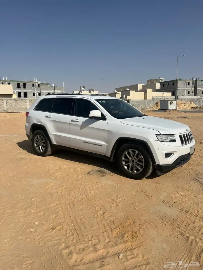 جيب شروكي 2015 0