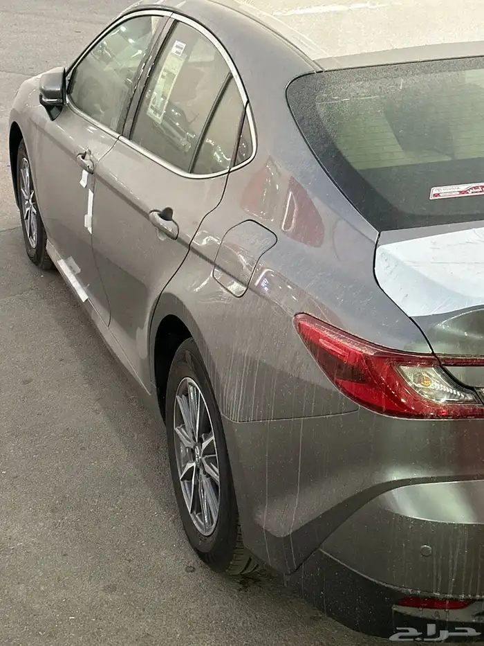كامري E 2025 ستاندر بنزين بسعر 113.000 3