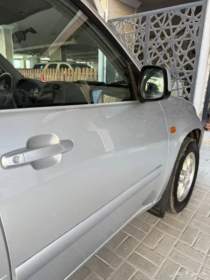 شيري تيقو 8 10