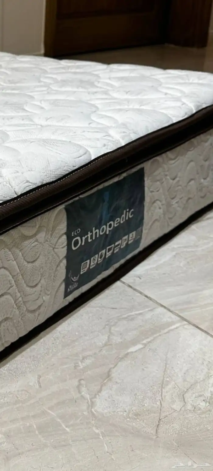 مراتب ولباد وطاوله شاشه ونجف وفرن 11