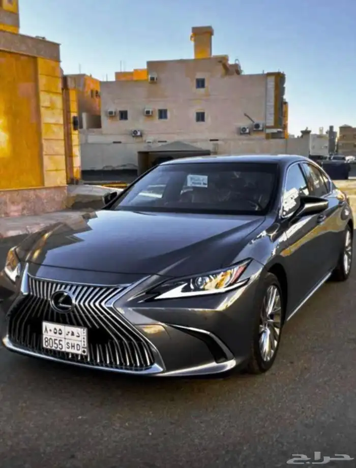 لكزس 350es 2021 ماشي 107 الف فل للبيع 1