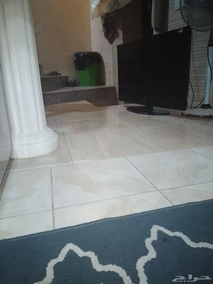 تلفزيون ساموسج حجم بوصه 42 8
