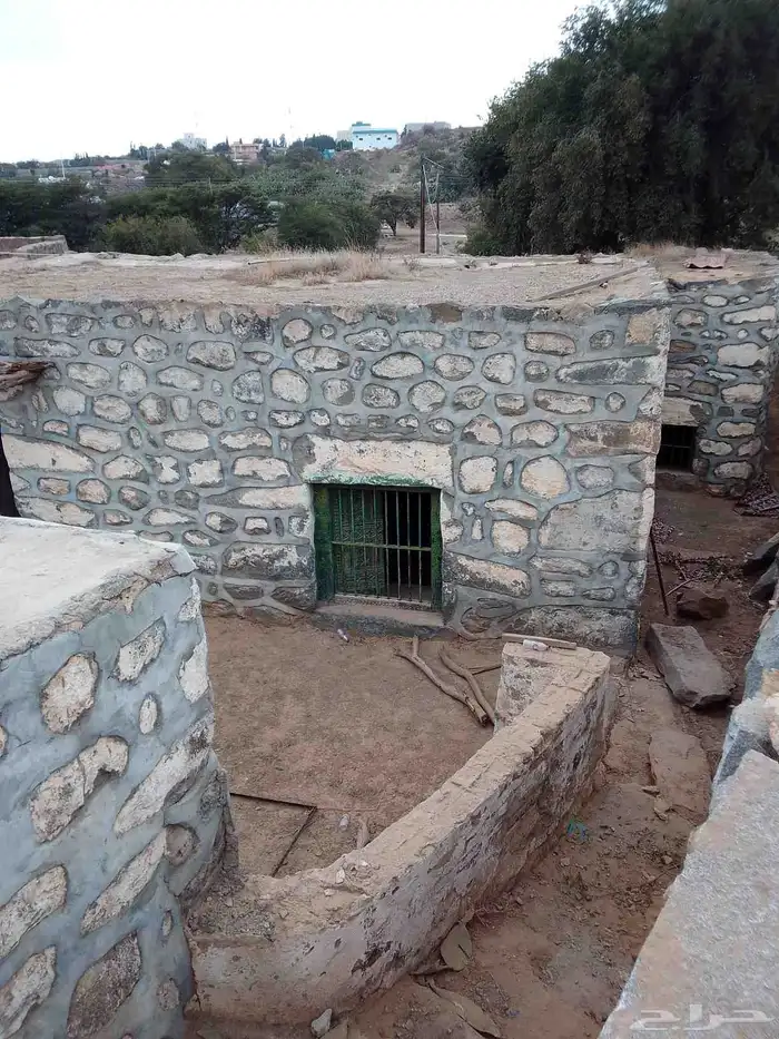 بنا ثمايل صغير وكبير وحداد ونجار وبنا بلوك 0