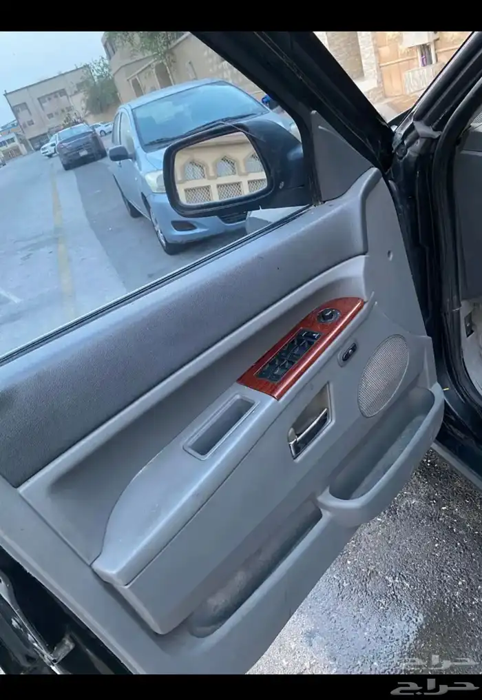 جيب شروكي 2005 8
