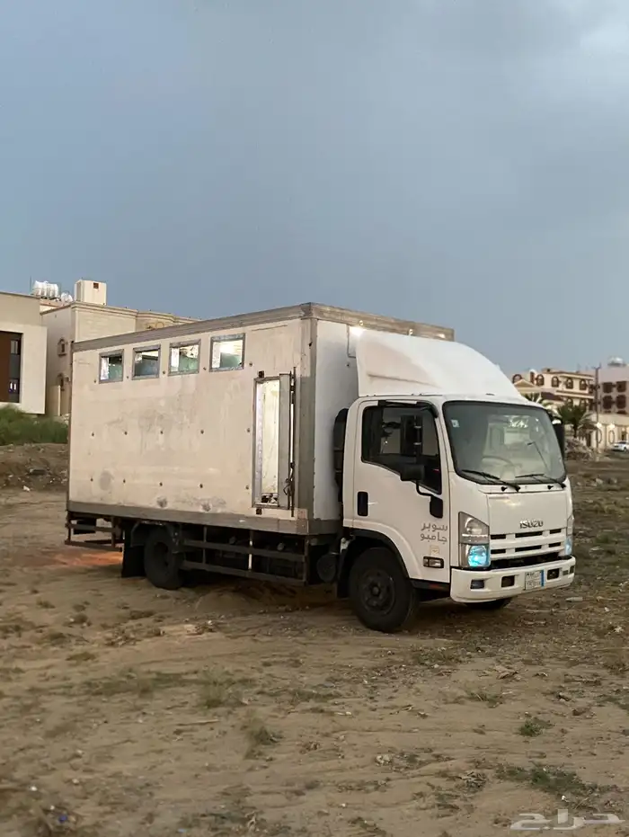 عربة نقل خيل 0