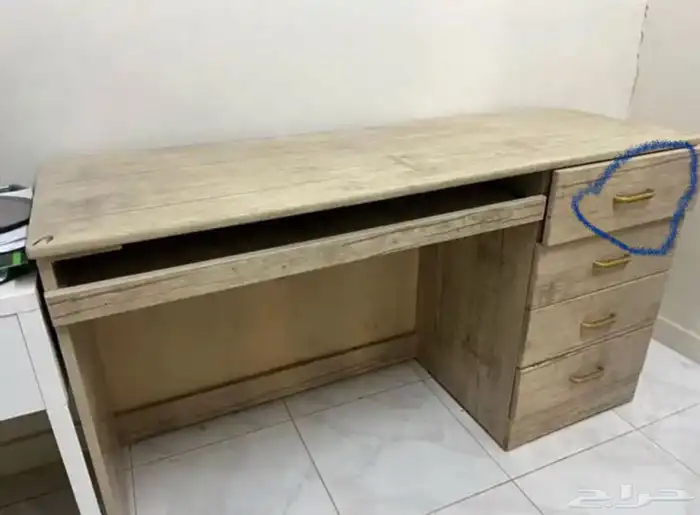 طاولة مكتب للبيع 0