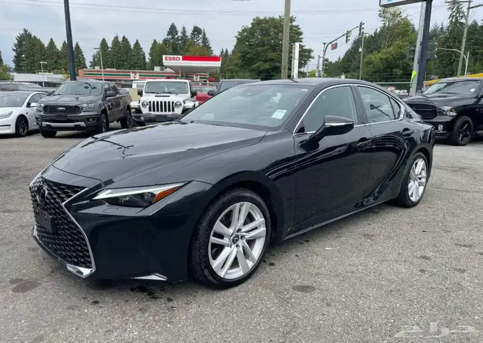 2024 Lexus IS 300 1