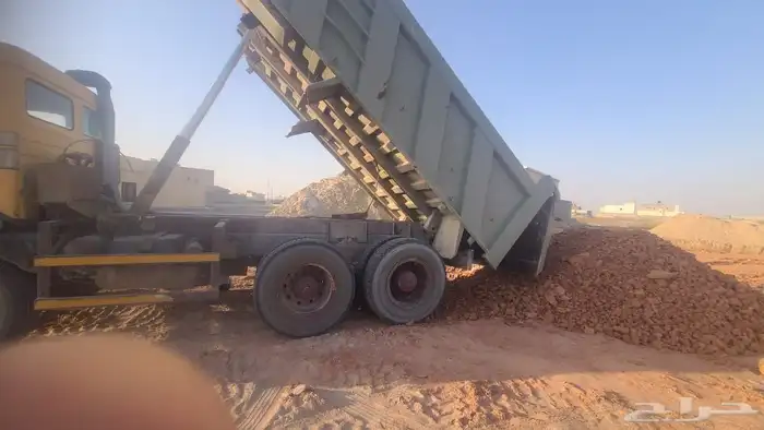 قلابات البي للايجار شهري ولا سنوي وا سبوعي 0