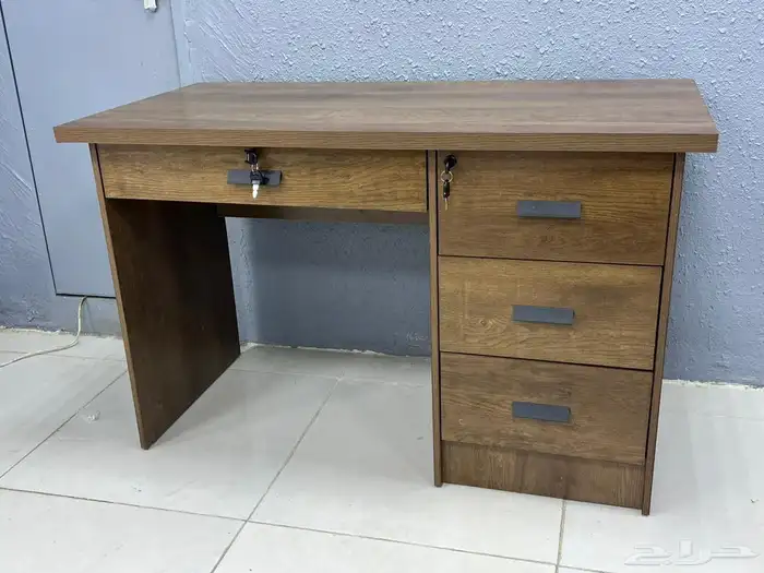 Luxurious Office Table Available in elegant designs suitable 19