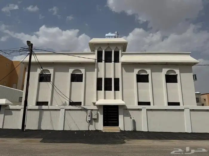 عمارة في وادي بن هشبل 800م 0