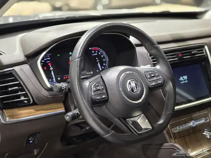 ام جي RX8 موديل 2022 بحالة الوكالة 19
