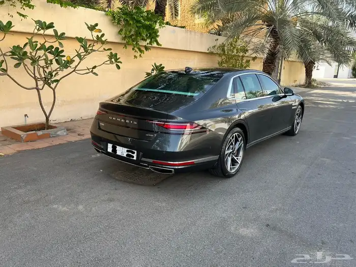 جنسس G90 Royal أعلى فئه 13
