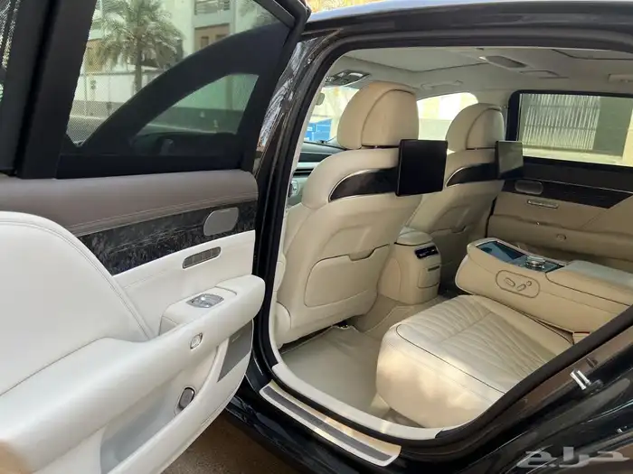 جنسس G90 Royal أعلى فئه 6
