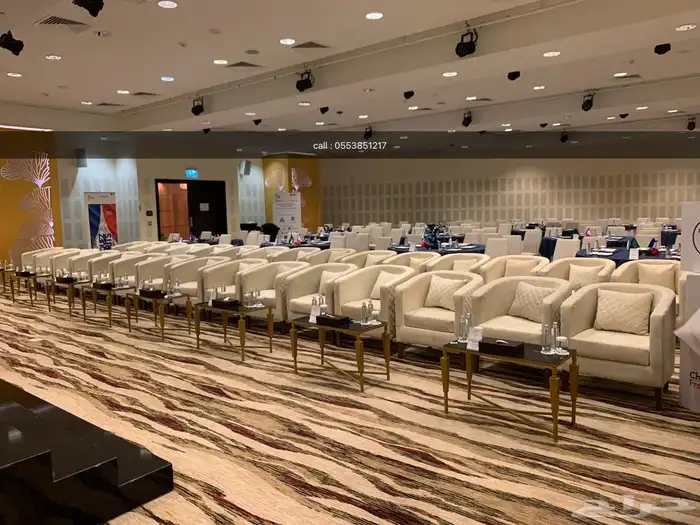 تاجير كنب كراسي طاولات شاشات خيام بكميات كبيرة 4