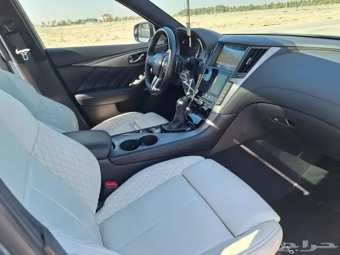 Infiniti Q50S ممشى 87 000 كم 19