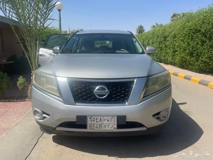 Nissan Pathfinder V6 2014 0