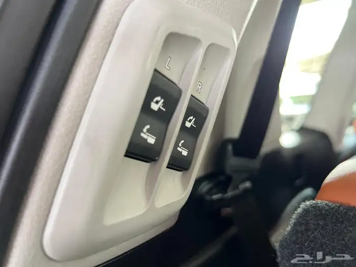 برادو وكالة سعودي  Lexus 2015 23