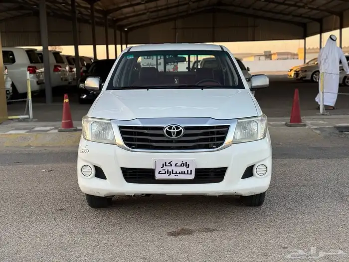 تويوتا هايلوكس 2012 GL 8