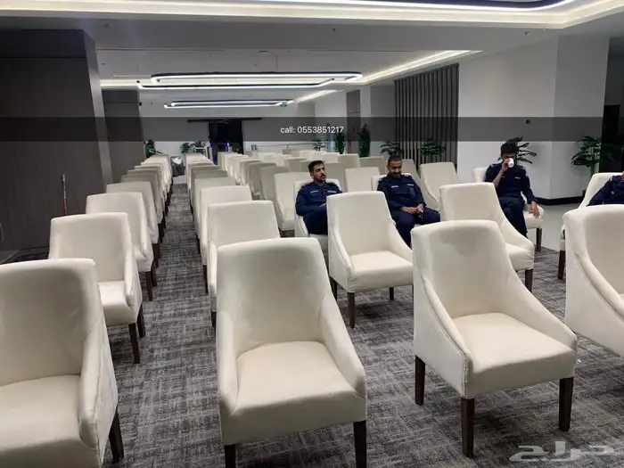 تاجير كنب كراسي طاولات شاشات خيام بكميات كبيرة 3