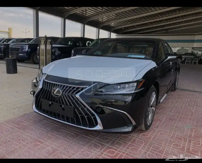 مطلوىب لكزززس ES250 2021-22-23ابيض او اسود نظيفف حد 140 0