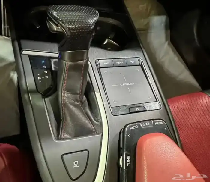 لكزس UX اف اسبورت موديل 2019 13