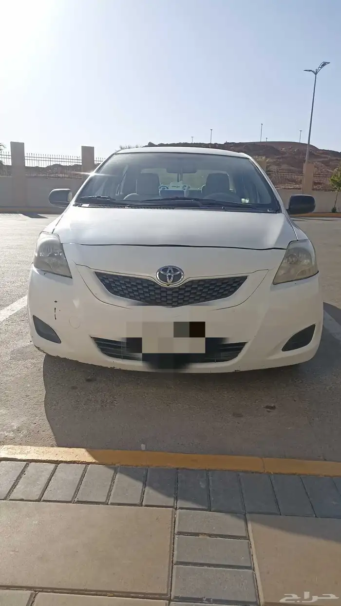 تويوتا يارس اوتوماتيك جير وماكينه علي الشرط مفحوص مجدد 0