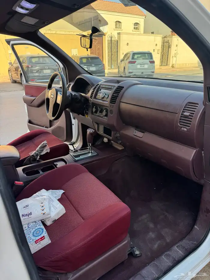 نيسان نافارا 6