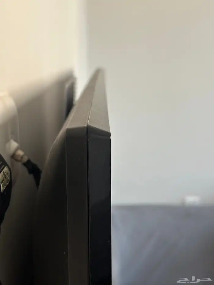 للبيع شاشة 40 بوصة  LG 3