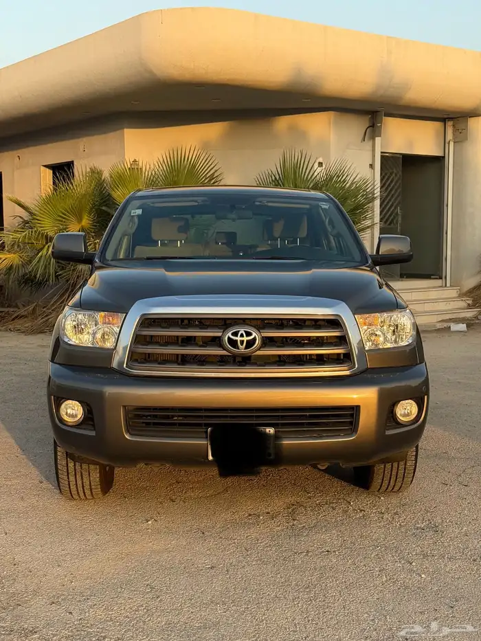 تايوتا سيكويا2013 0