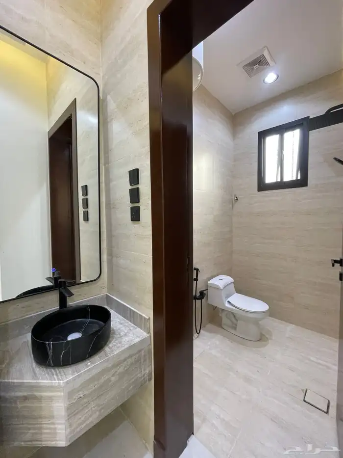 للبيع شقق ارضيه وعلويه بمداخل مستقله من 600 الف ح الراقى 40