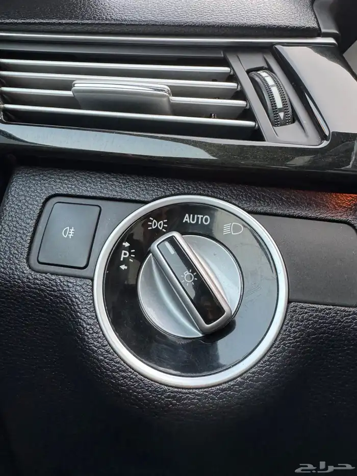 مرسيدس E300 نظيف 14