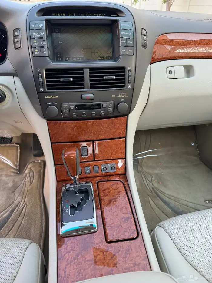 لكزس LS430 2006 الترا عبداللطيف جميل( مخزن) 11
