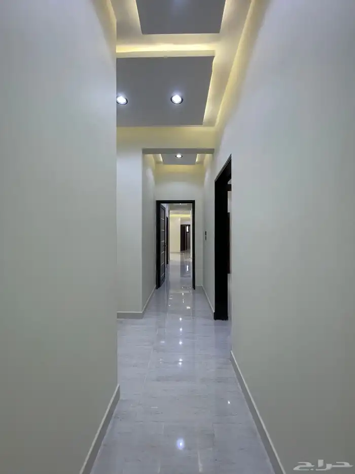 للبيع شقق ارضيه وعلويه بمداخل مستقله من 600 الف ح الراقى 23