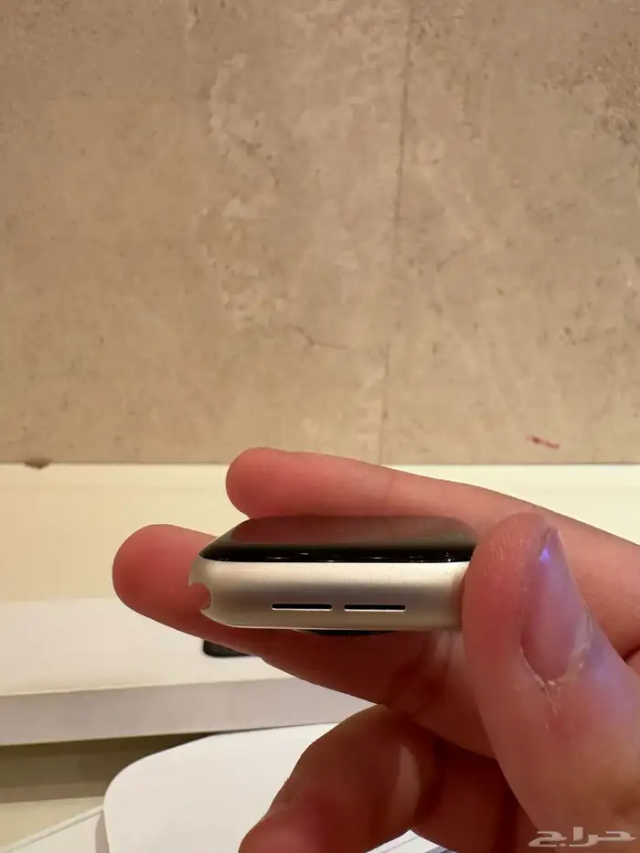 تم البيع  لبيع ساعة ابل Apple Watch SE (GPS) الجيل الثاني 8