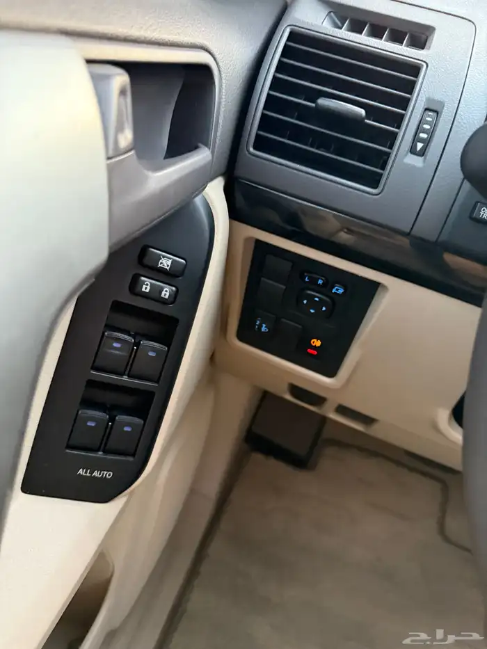 للبيع تويوتا برادو 2023 6V 15