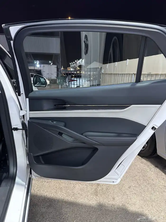 فورد توروس 2023 ترند مخزن وكالة 26