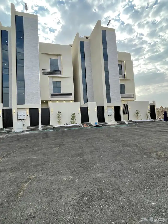 للبيع شقق ارضيه وعلويه بمداخل مستقله من 600 الف ح الراقى 2