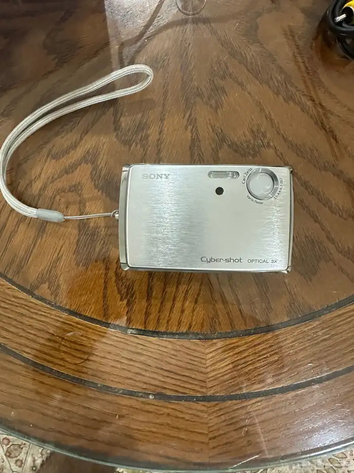 كامير سوني سايبر شوت DSC-T33 مخزنه   Sony Camera cybershot 3