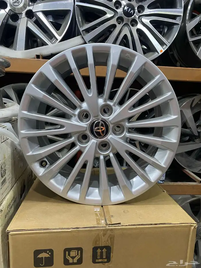 جنوط كامري 2025 مقاس 17 اصليه 1