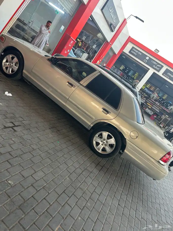 فورد فكتوريا 2008 13