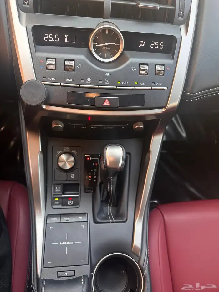 لكزس NX 2020   300 سعودي وارد عبد اللطيف جميل 14