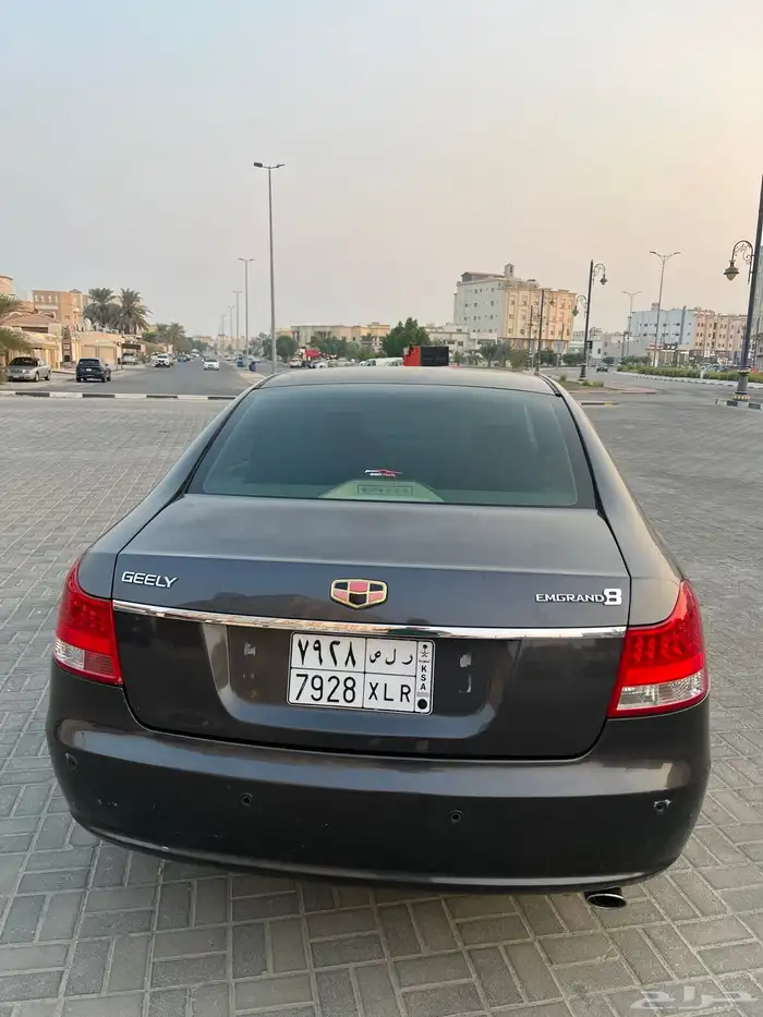جيلي EC8 3