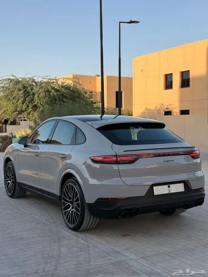 بورش كايين كوبيه بلاتينيوم اديشن platinum Edition Coupe2023 4