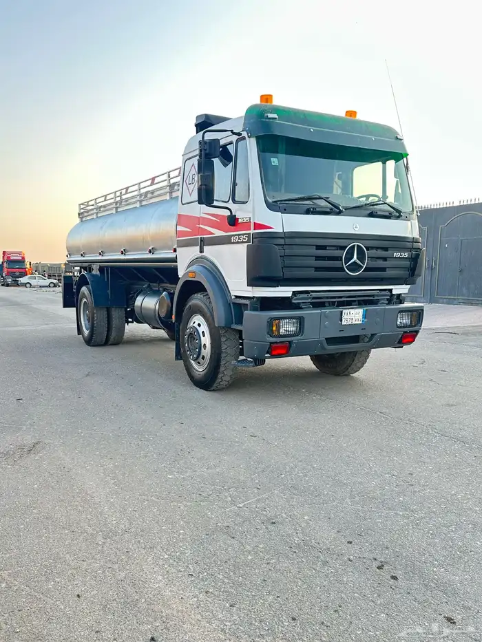 وايت البي عايدي 93م حجم 1935 0