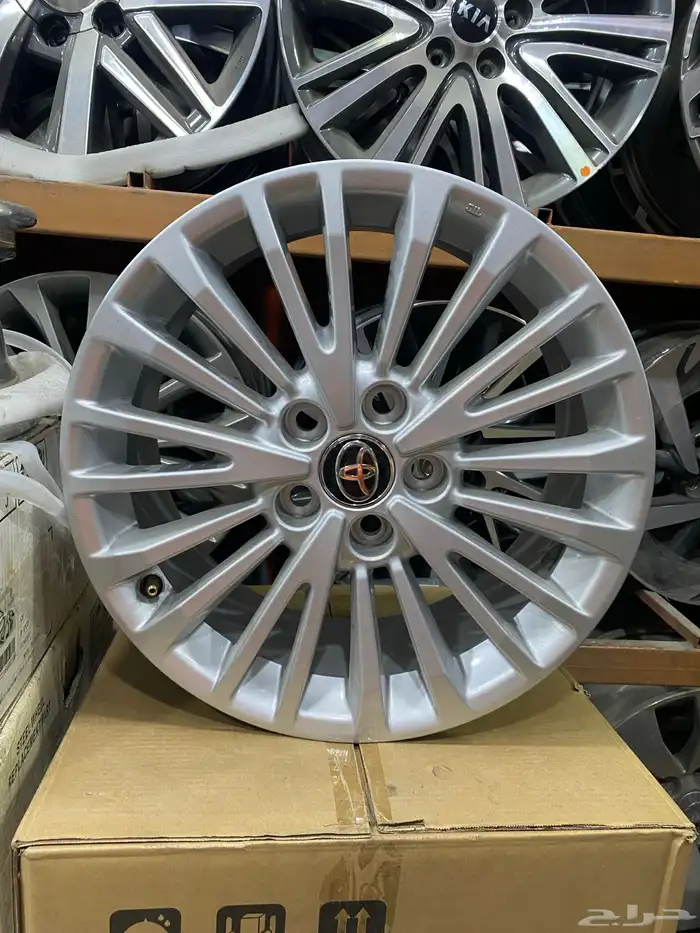 جنوط كامري 2025 مقاس 17 اصليه 0